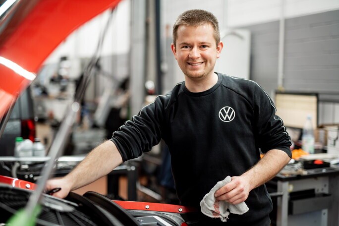 Volkswagen Kfz-Mechatroniker*in (m/w/d), 1. Bild